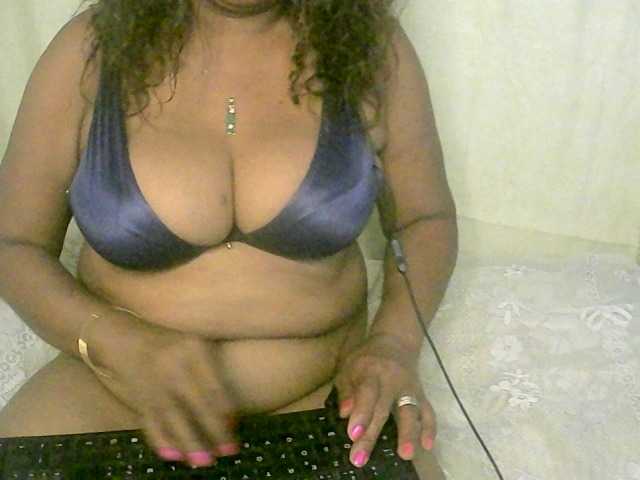 Vicky20a live cam on BongaCams