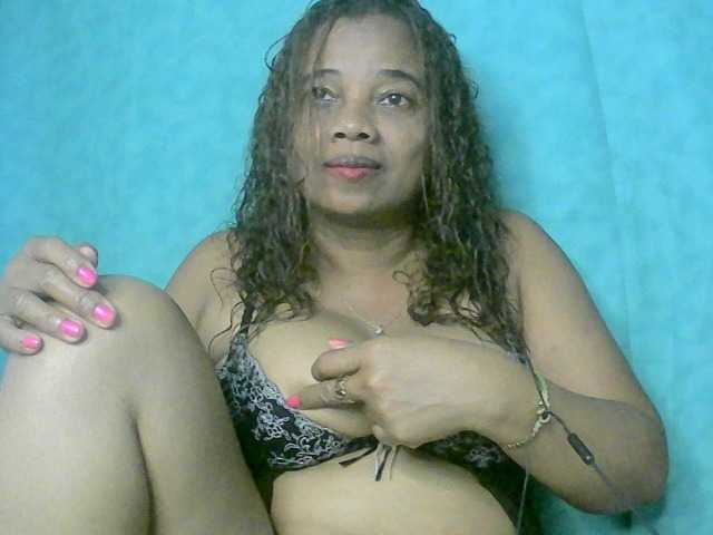 Vicky20a live cam on BongaCams