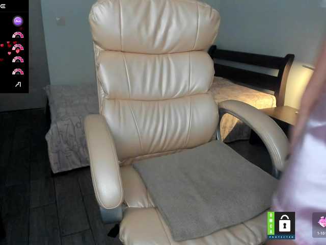 PassionFruittt live cam on BongaCams