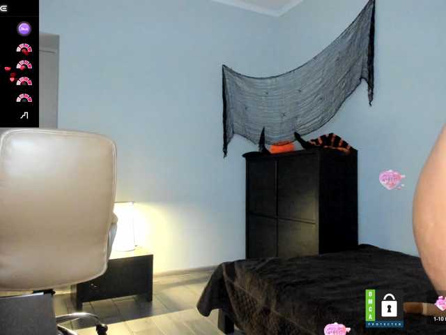 PassionFruittt live cam on BongaCams