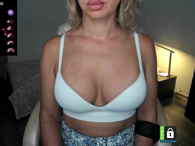 PassionFruittt webcam