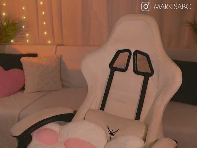 1-Babyfox live cam on BongaCams
