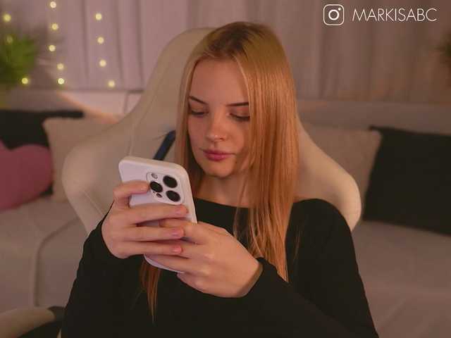 1-Babyfox live cam on BongaCams