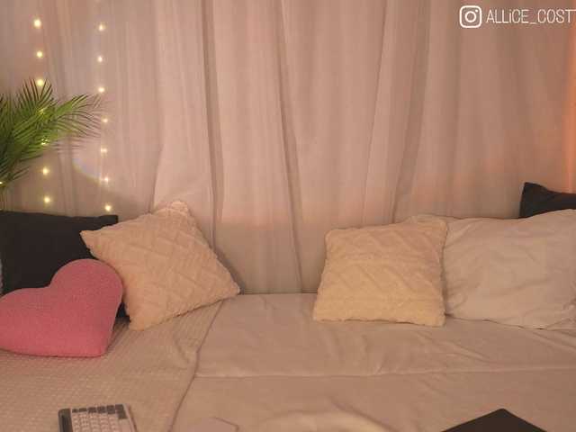 1-Babyfox live cam on BongaCams