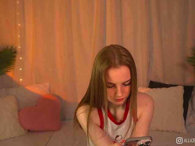 AliceCost webcam