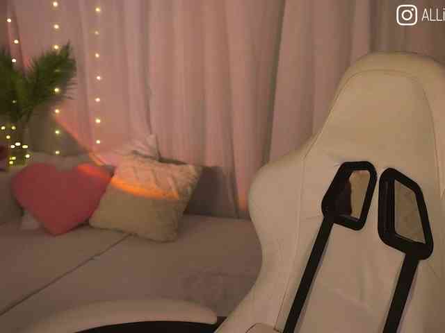 1-Babyfox Live Webcam on BongaCams