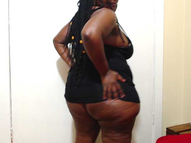 EBONYWILDASS live cam on BongaCams