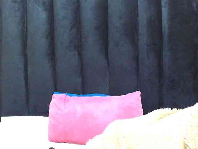 EBONYWILDASS webcam