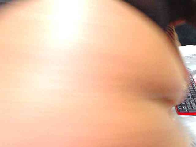 EBONYWILDASS webcam