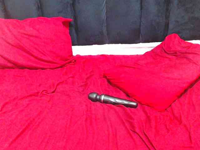 EBONYWILDASS webcam