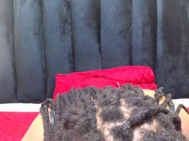 EBONYWILDASS webcam