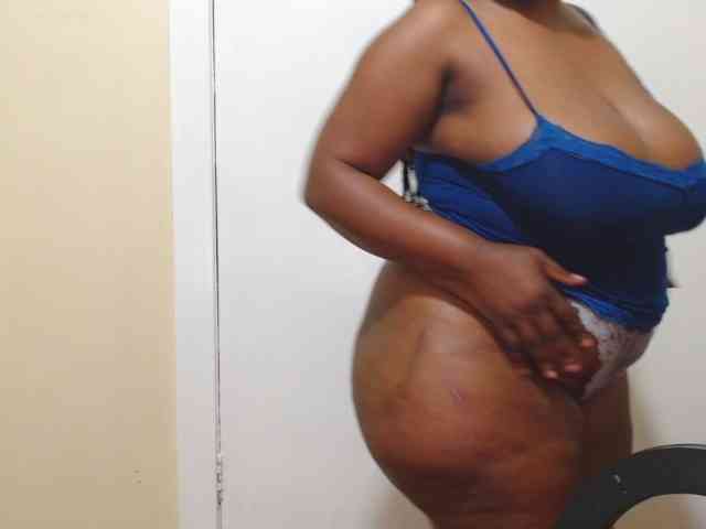 EBONYWILDASS webcam