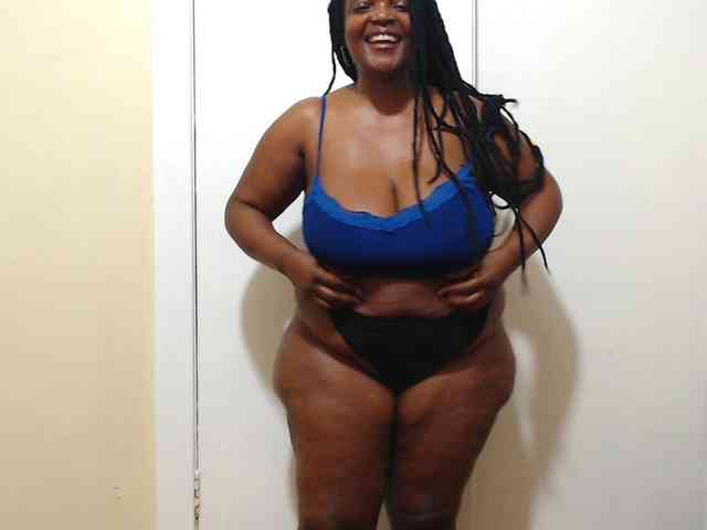EBONYWILDASS webcam