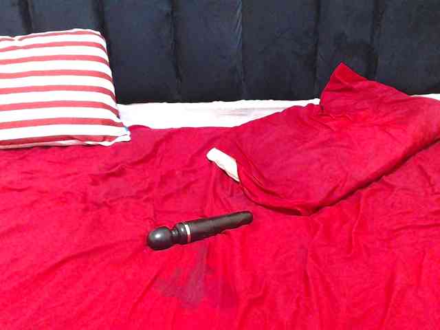 EBONYWILDASS webcam
