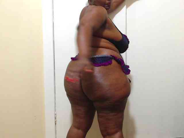 EBONYWILDASS webcam