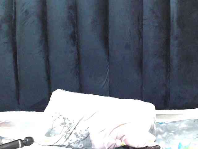 EBONYWILDASS webcam