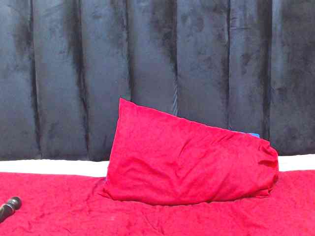 EBONYWILDASS webcam