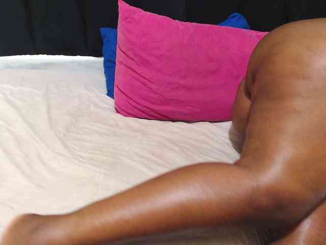 EBONYWILDASS EBONYWILDASS