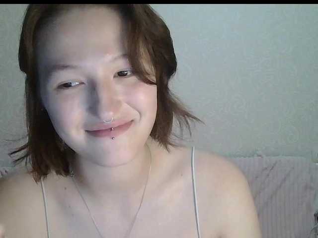 -Evmenida live cam on BongaCams