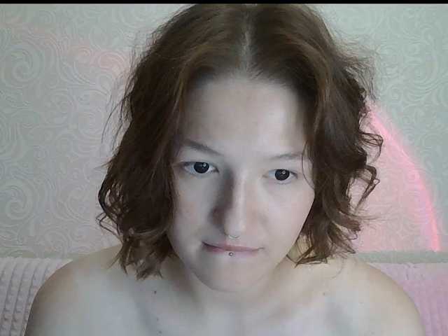 -Evmenida live cam on BongaCams