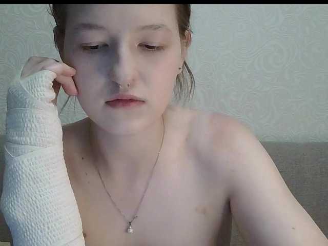 -Evmenida live cam on BongaCams