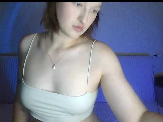 -Evmenida live cam on BongaCams