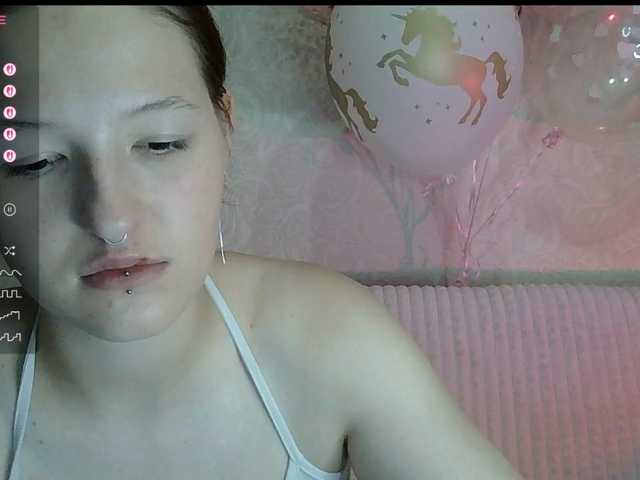 -Evmenida live cam on BongaCams