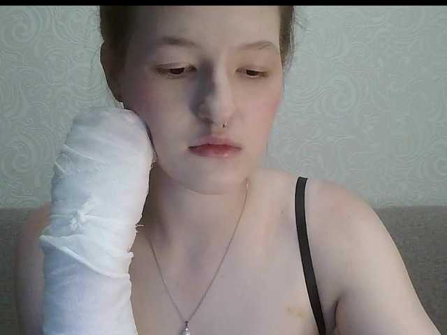 -Evmenida live cam on BongaCams