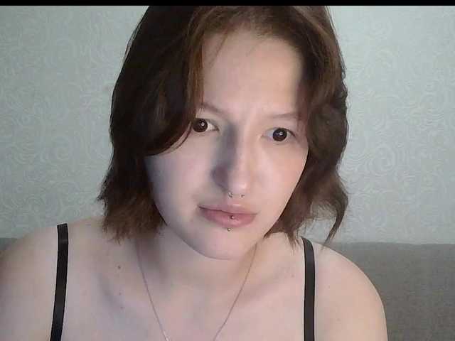 -Evmenida live cam on BongaCams