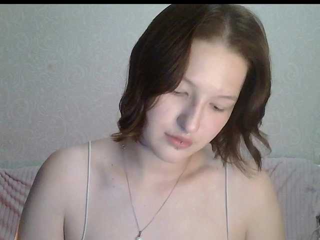 -Evmenida live cam on BongaCams