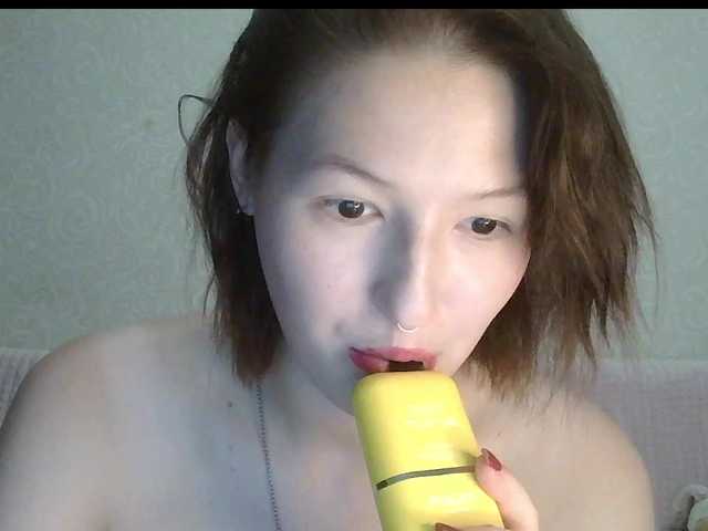 -Evmenida live cam on BongaCams