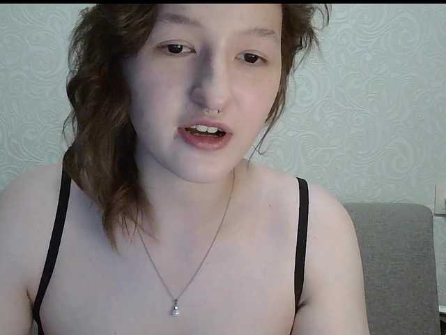 -Evmenida live cam on BongaCams