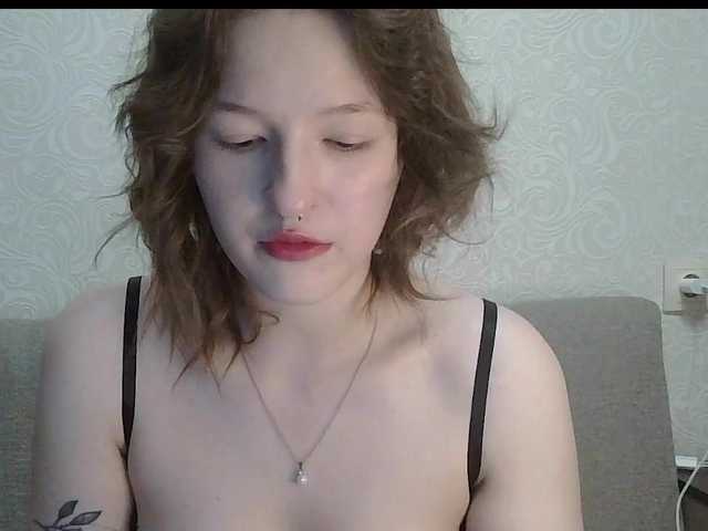 -Evmenida live cam on BongaCams