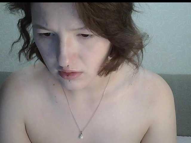 -Evmenida live cam on BongaCams