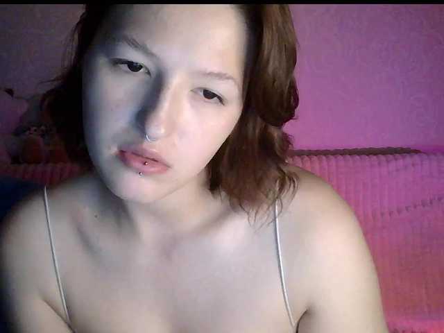 -Evmenida live cam on BongaCams