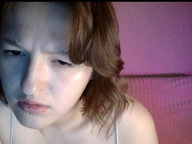 -Evmenida live cam on BongaCams