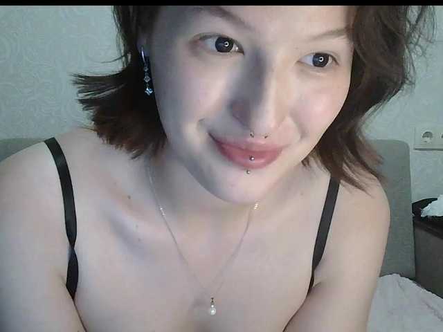 -Evmenida live cam on BongaCams