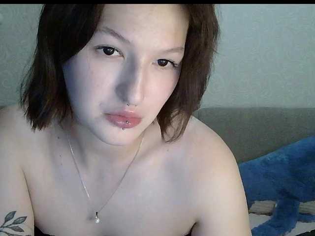 -Evmenida live cam on BongaCams