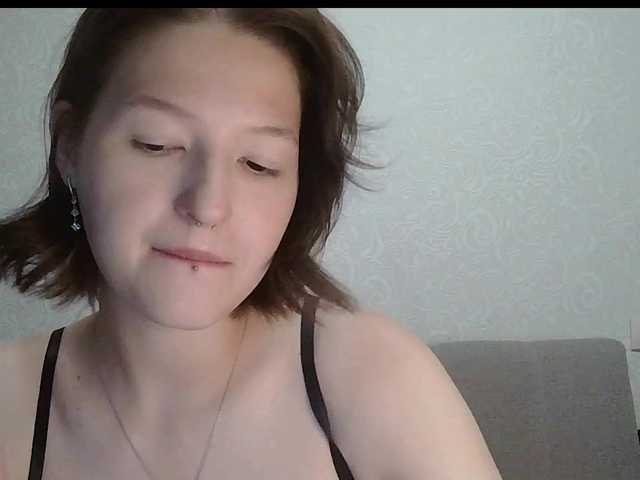-Evmenida live cam on BongaCams