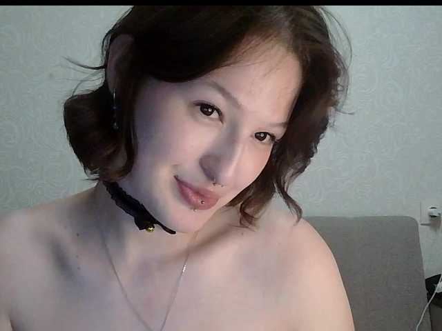 -Evmenida live cam on BongaCams