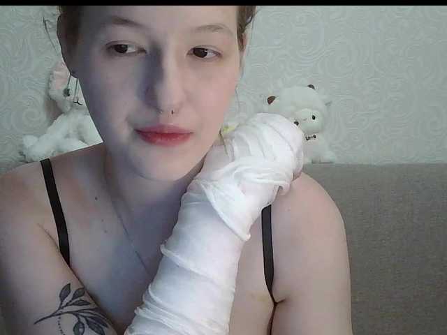 -Evmenida live cam on BongaCams