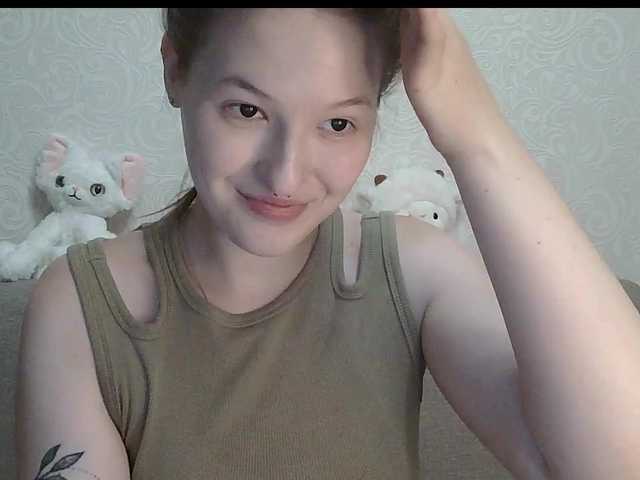 -Evmenida live cam on BongaCams
