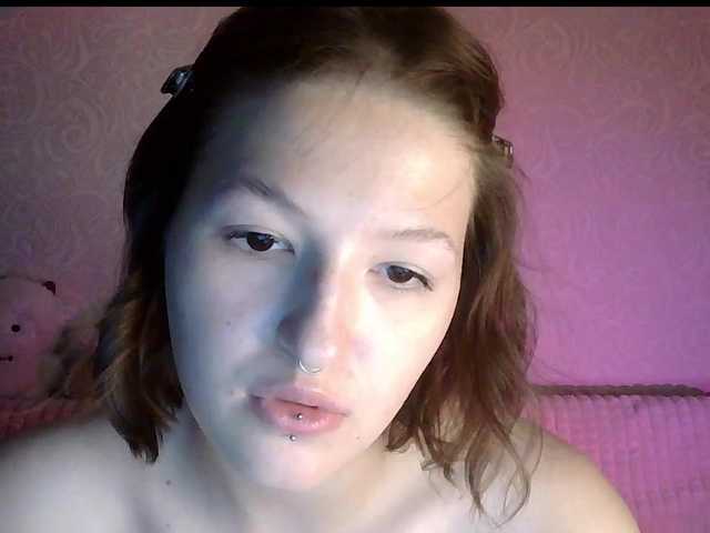 -Evmenida live cam on BongaCams