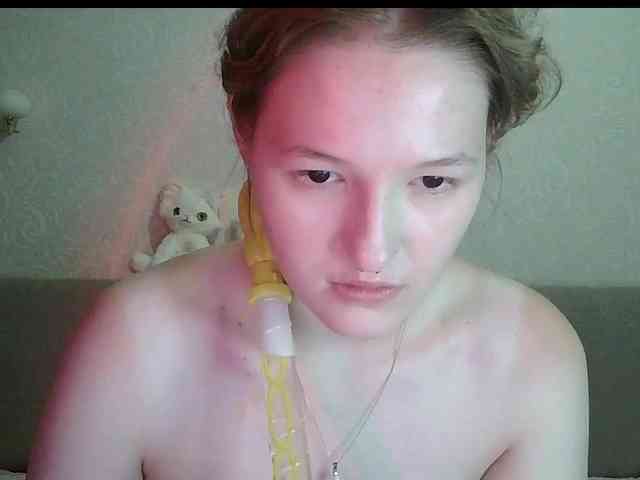 -Evmenida Live Webcam on BongaCams