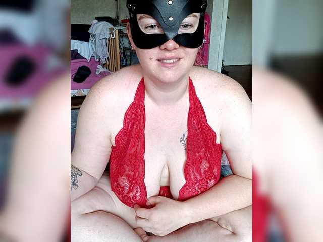 Tasia97 live cam on BongaCams