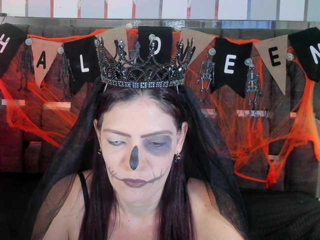 Kate-Roose live cam on BongaCams