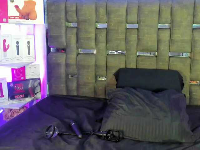 Kate-Roose live cam on BongaCams