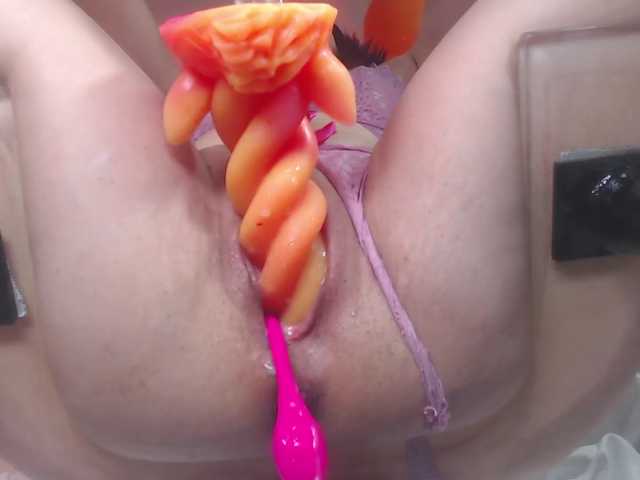 Kate-Roose live cam on BongaCams
