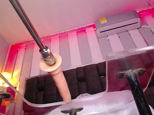 Kate-Roose live cam on BongaCams