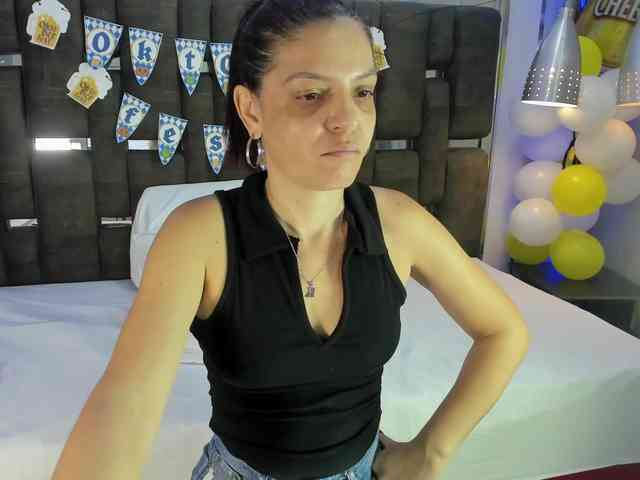 Kate-Roose webcam